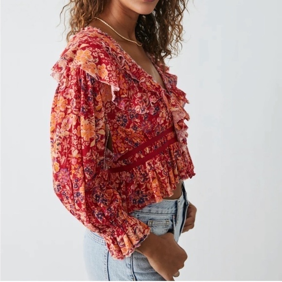 NWT FREE PEOPLE Rudi Ruffle Top Cherry Combo Small - Picture 2 of 5